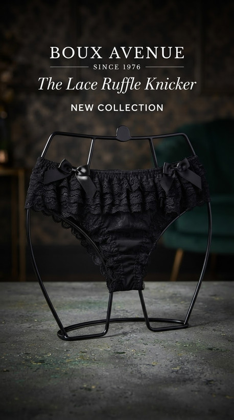 شورت چیندار و فانتزی برند لوکس Boux Avenue💎 مدل Lace Ruffle Knicker رنگ Black