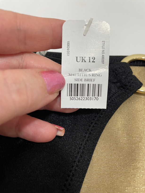 مایوشورت ساحلی شیک برند لوکس Boux Avenue انگلستان💎مدل Maurtitus Ring Side Brief رنگ Black, آستر بژ طلایی