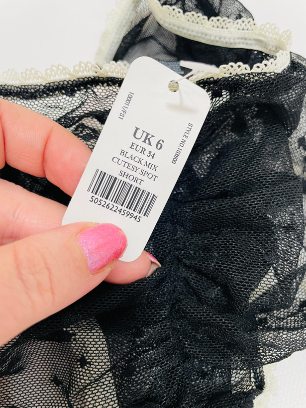 شورت تور لطیف برند لوکس Boux Avenue انگلستان💎 مدل Cutesy Spot رنگ Black mix