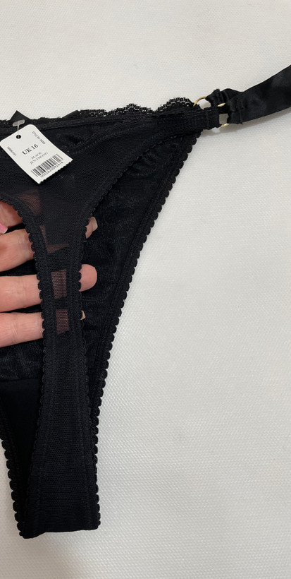 شورت گیپور و ساتن بنددار برند لوکس Boux Avenue کشور انگلستان💎 مدل Thong رنگ Black