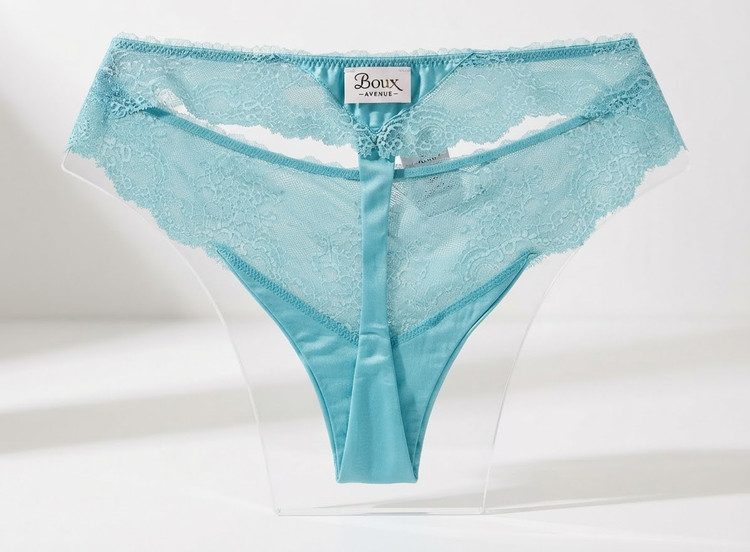 شورت لامبادای زیبای ساتن فوق لطیف و تور دانتل از برند لوکس Boux Avenue انگلستان💎 مدل Serena Thong رنگ Duck Egg آبی تخم اردکی