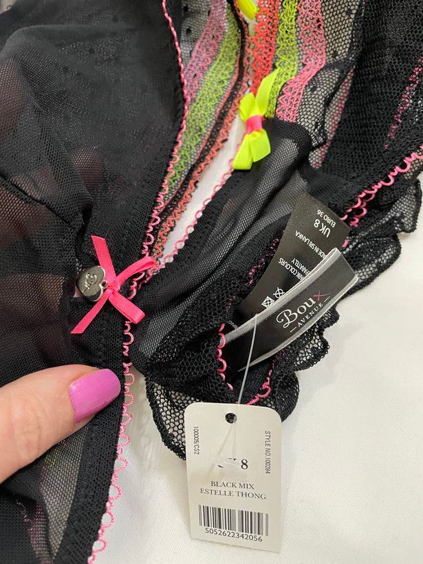 شورت تور و گیپور از برند لوکس Boux Avenue انگلستان💎 مدل Estelle رنگ Black Mix مشکی با ترکیب رنگهای نئونی