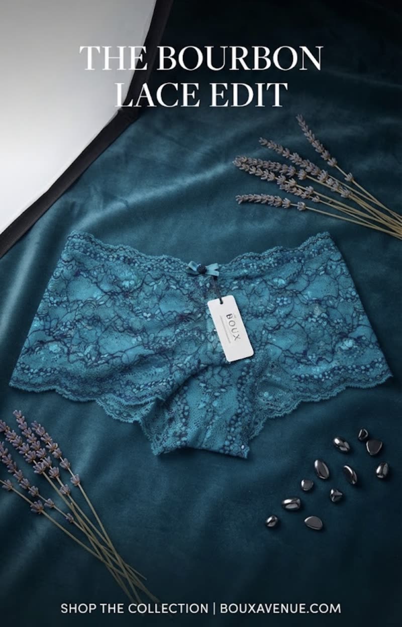 شورت فاق بلند تمام تور دانتل از برند لوکس Boux Avenue اورجینال کشور انگلستان💎 رنگ جید با میکس فیروزه ای سرمه ای سایز ۳۸ و ۴۰ ایران