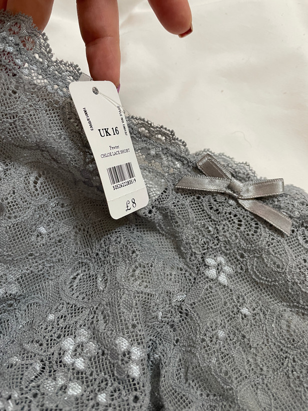 شورت های فاق بلند تمام تور دانتل از برند لوکس Boux Avenue اورجینال کشور انگلستان💎 در ۳ رنگ جذاب