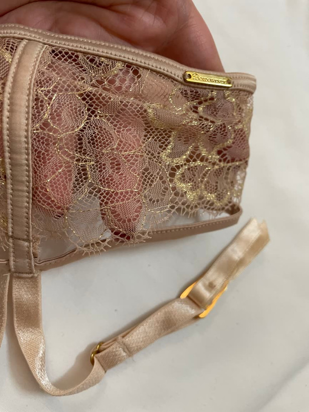 کمربند جوراب مدل Phoenix Gold Suspender تور دانتل و ساتن از برند لوکس Boux Avenue انگلستان💎 برای سایز ۳۶-۳۸ و ۴۰-۴۲ ایران