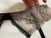 بند جوراب / جورابشور (Suspender Belt) لوکس دانتل مدل Rococco از برند محبوب Boux Avenue اورجینال انگلستان💎 سایز ۴۴ تا ۴۸ ایران