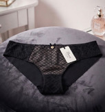 شورت مشکی تور دانتل با تور لیزری در پشت از برند لوکس Boux Avenue انگلستان💎 سایز ۳۸ و ۴۰ ایران